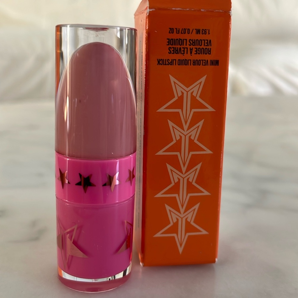 Jefree star nude lip gloss